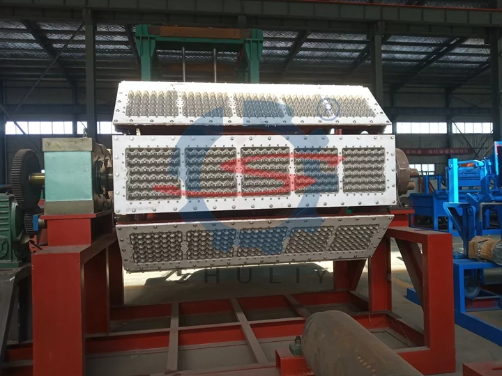 pulp molding machine