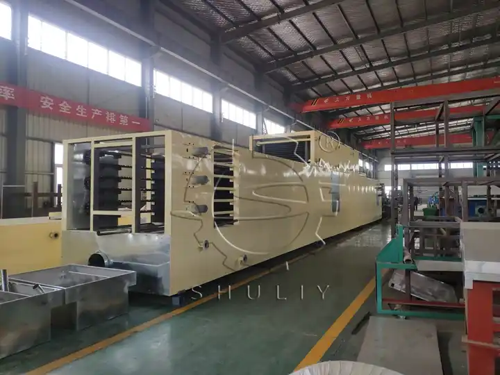 Continuous belt dryer