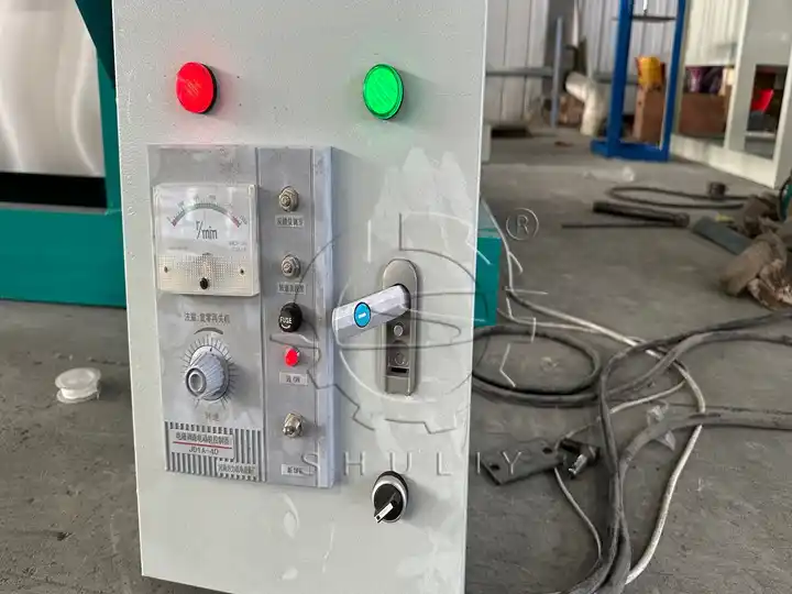 Electrical control cabinet