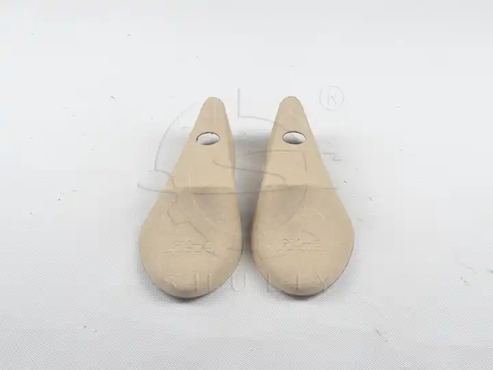 Shoe tray design