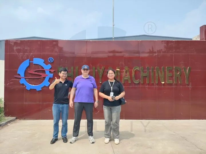 Photo with turkish customers