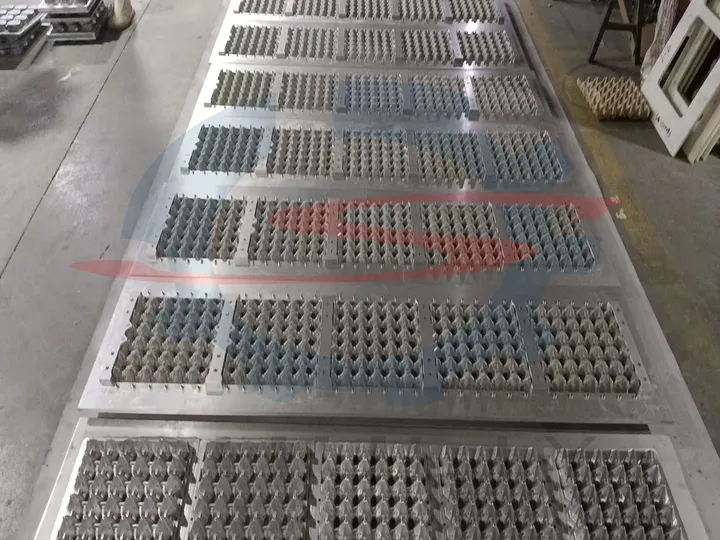 Aluminum alloy egg carton mold