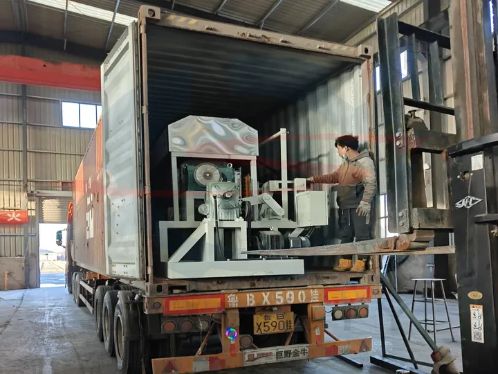 卵トレイ機械を読み込み中