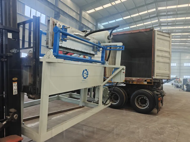 Full set egg tray production line equipment container loading to brazil